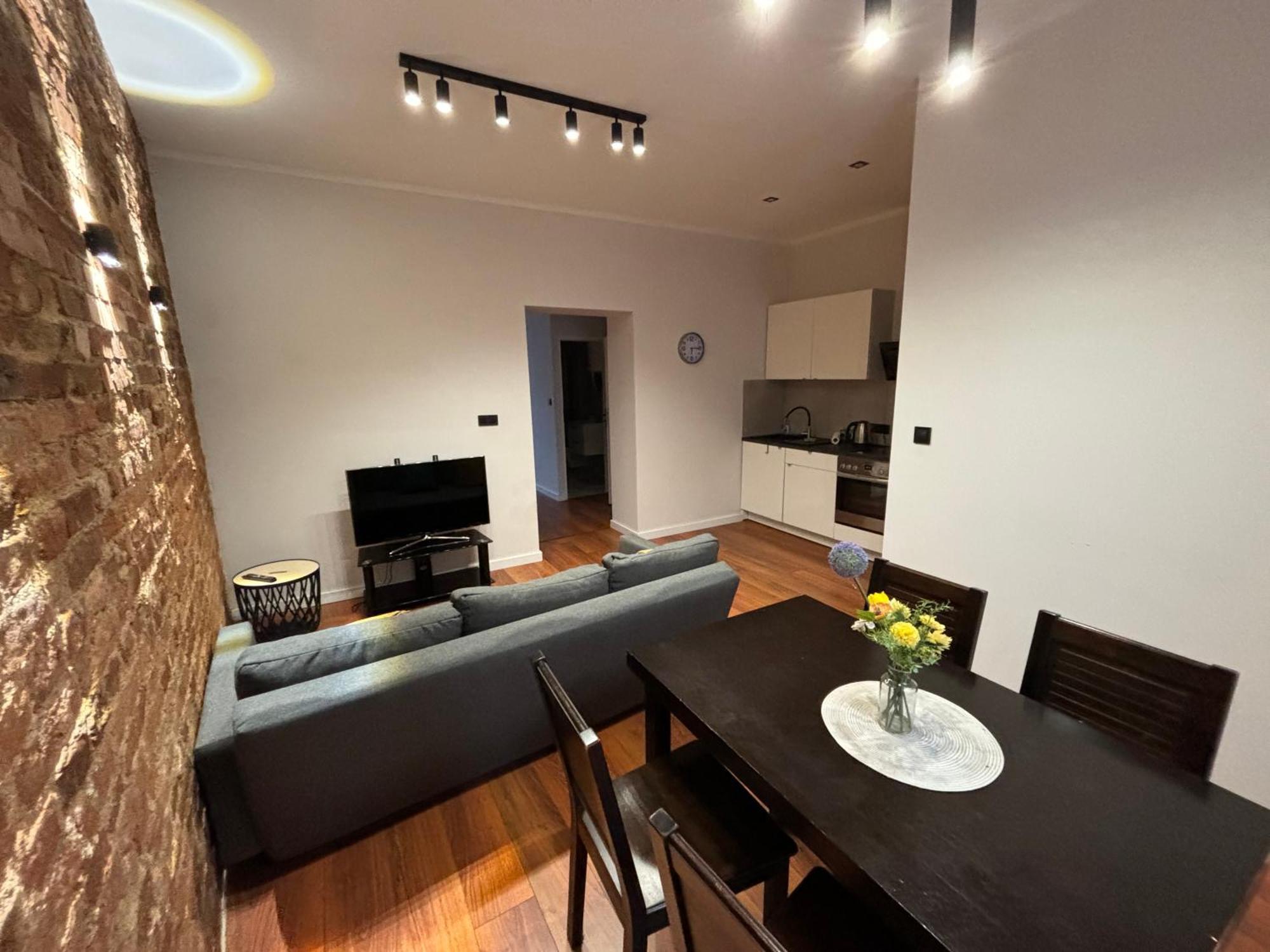 Kk Apartament Marszalkowski 比托姆 外观 照片